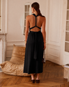 Elegantes Neckholder Maxikleid
