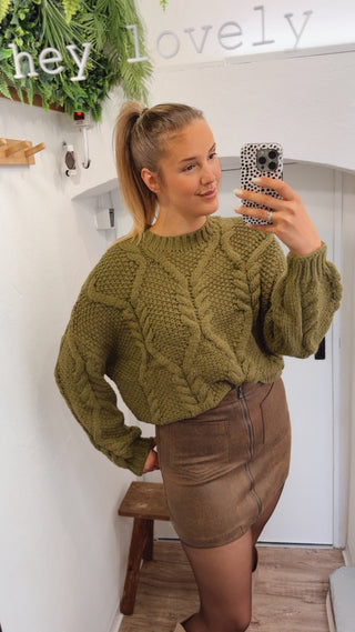Grobstrick Dina