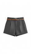 Elegante High Waist Shorts mit Gürtel