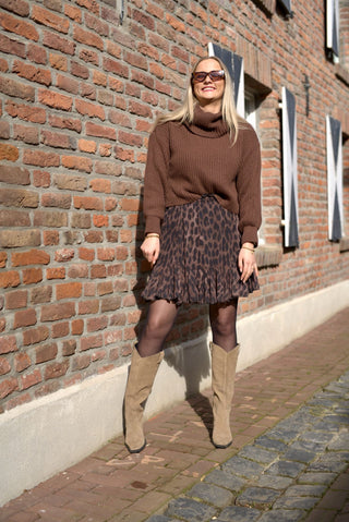 Grobstrick Pullover braun mit Kragen