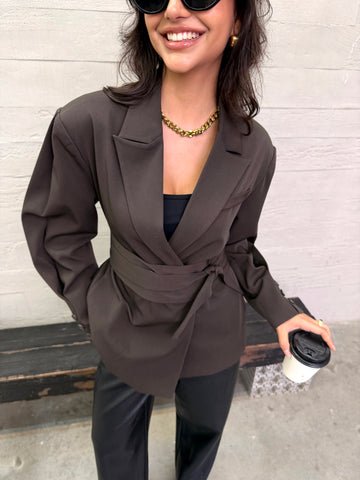 Blazer mit Gürtel