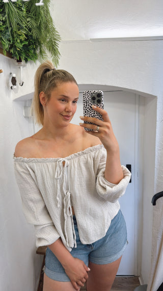 Musselinbluse mit Schleifen