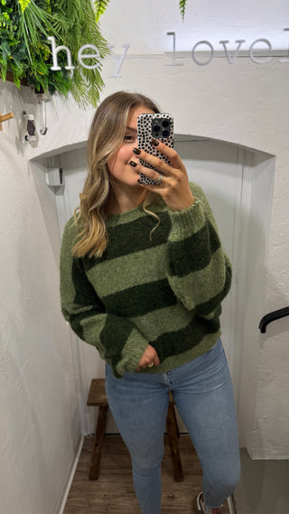 Everyday Stripes Pullover