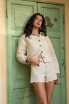 Short beige