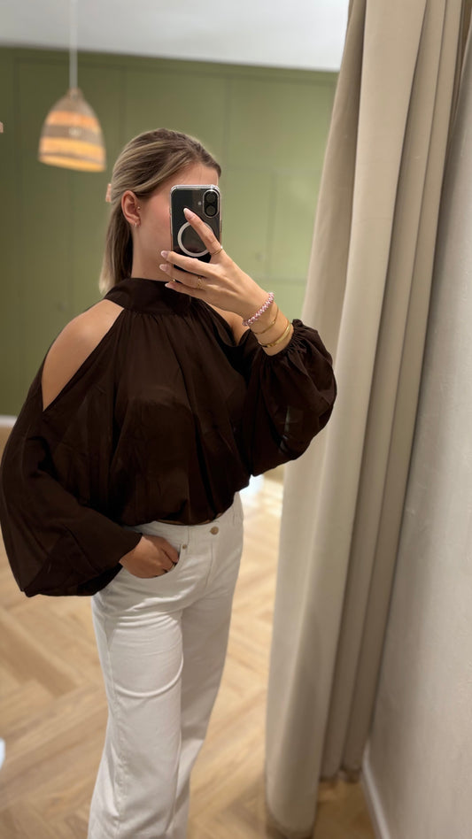 Off Shoulder Bluse