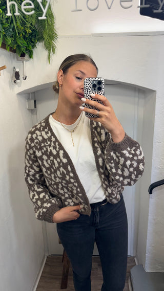 Cardigan Leo Lover