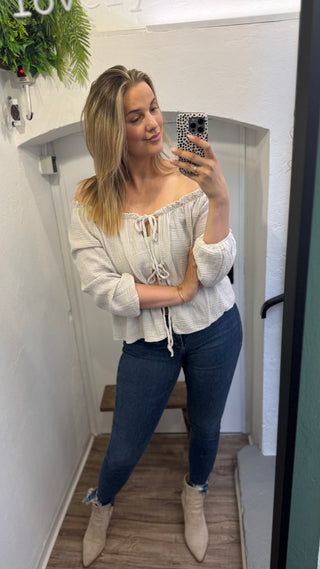 Musselinbluse mit Schleifen